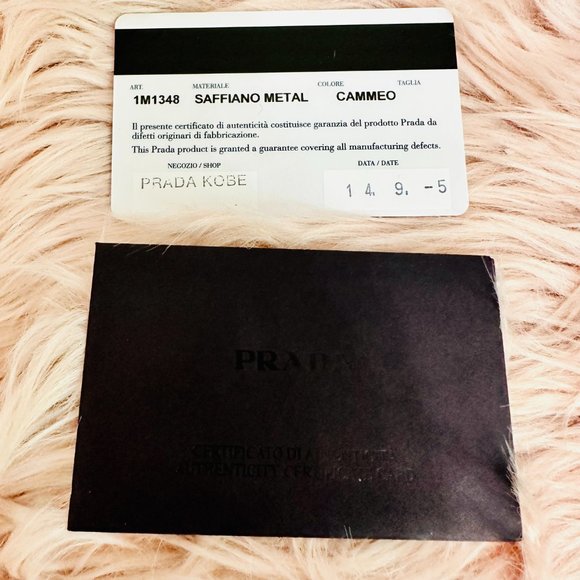 AUTHENTIC PRADA SAFFIANO LEATHER BEIGE ZIPPY WALLET WITH COA MADE IN ITALY - Picture 16 of 16